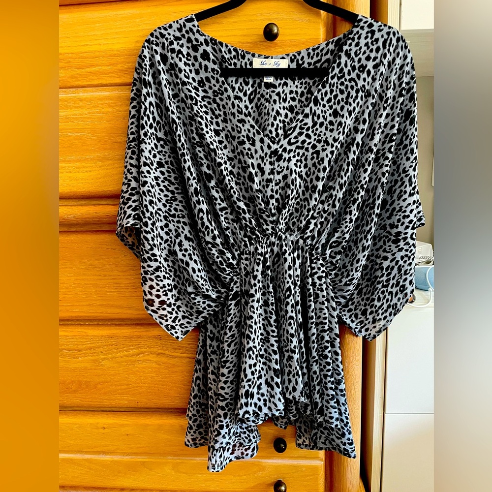 Cheetah print flowy top